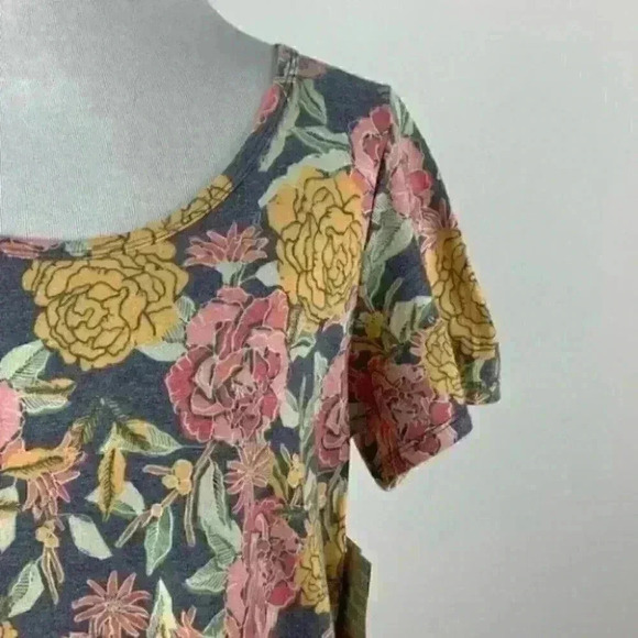 New Lularoe Classic T womens top Sz XS 0-2 - Picture 3 of 11